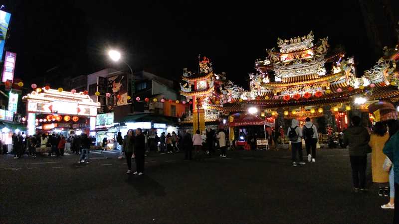 台北で一番おすすめの夜市・饒河街夜市