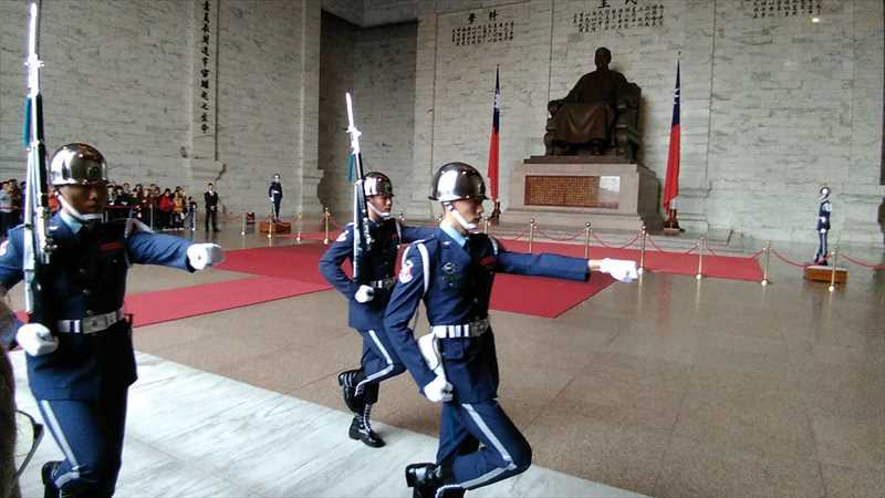 中正紀念堂の衛兵交代式